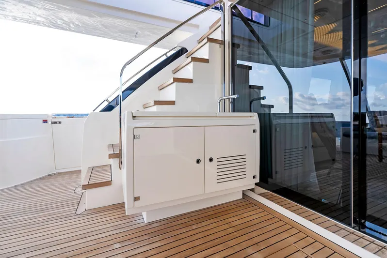 Silhouette Yacht Photos Pics 