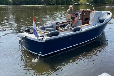 2013 Marine Tender