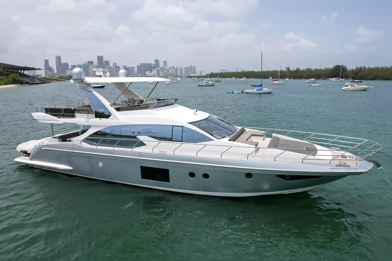  Yacht Photos Pics 66' Azimut 2017