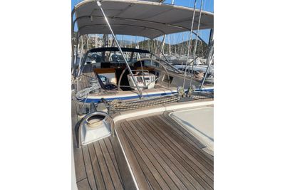 Yacht