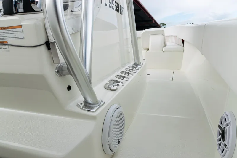  Yacht Photos Pics 2017 SeaVee 340Z boat interior with sleek design and modern features.