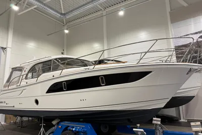 2021 Marex 375