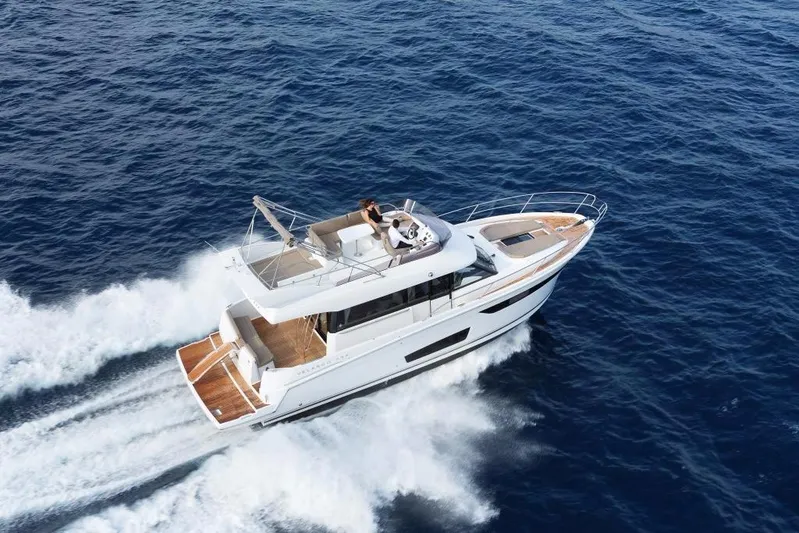  Yacht Photos Pics Manufacturer Provided Image: 2017 Jeanneau Velasco 43 cruising on open water.