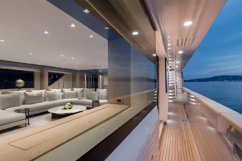  Yacht Photos Pics SANLORENZO SD126