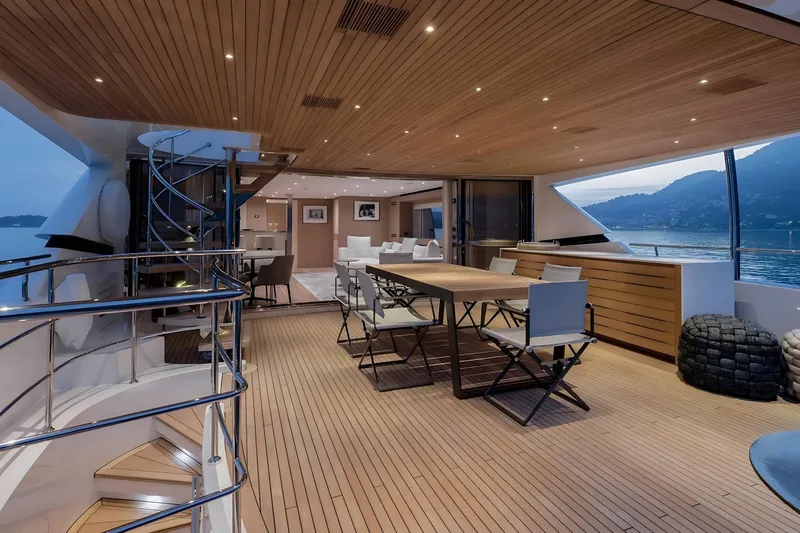  Yacht Photos Pics SANLORENZO SD126