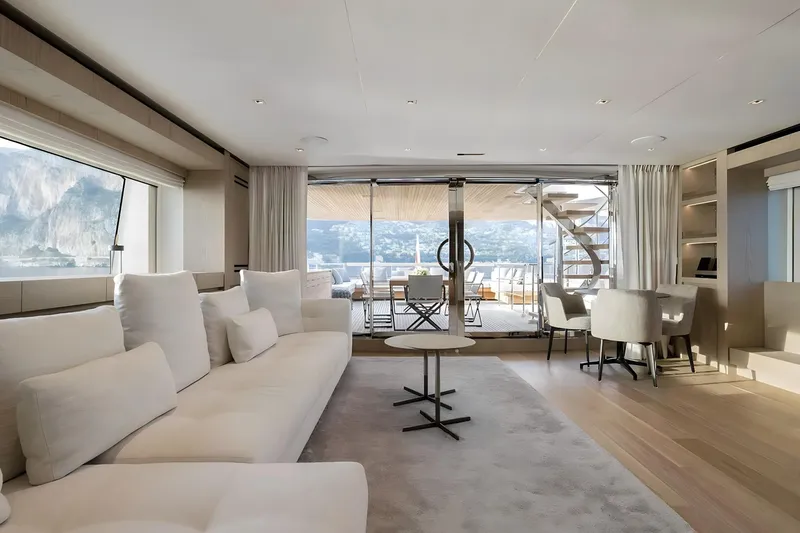  Yacht Photos Pics SANLORENZO SD126