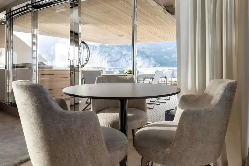  Yacht Photos Pics SANLORENZO SD126