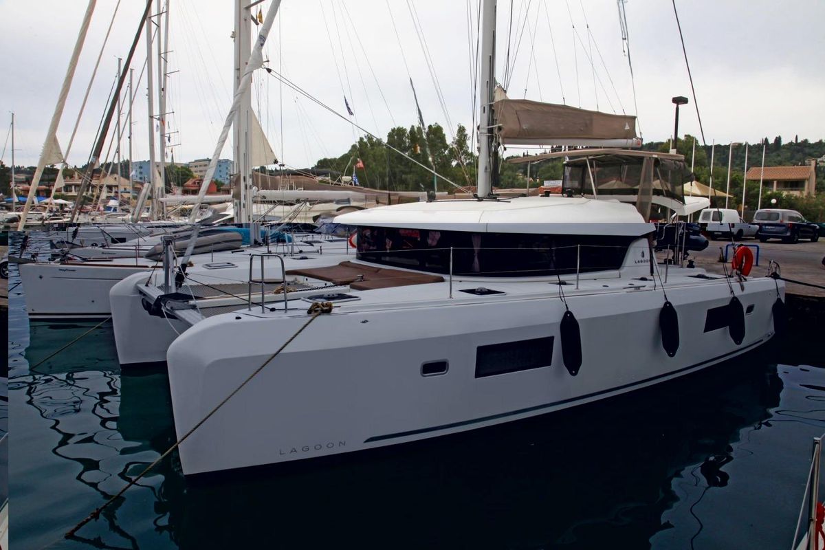 2020 Lagoon 41 