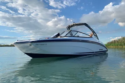 Yamaha Boats 242 Limited S