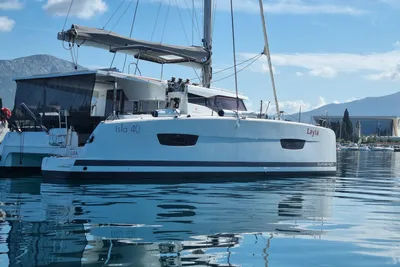 Fountaine Pajot Isla 40