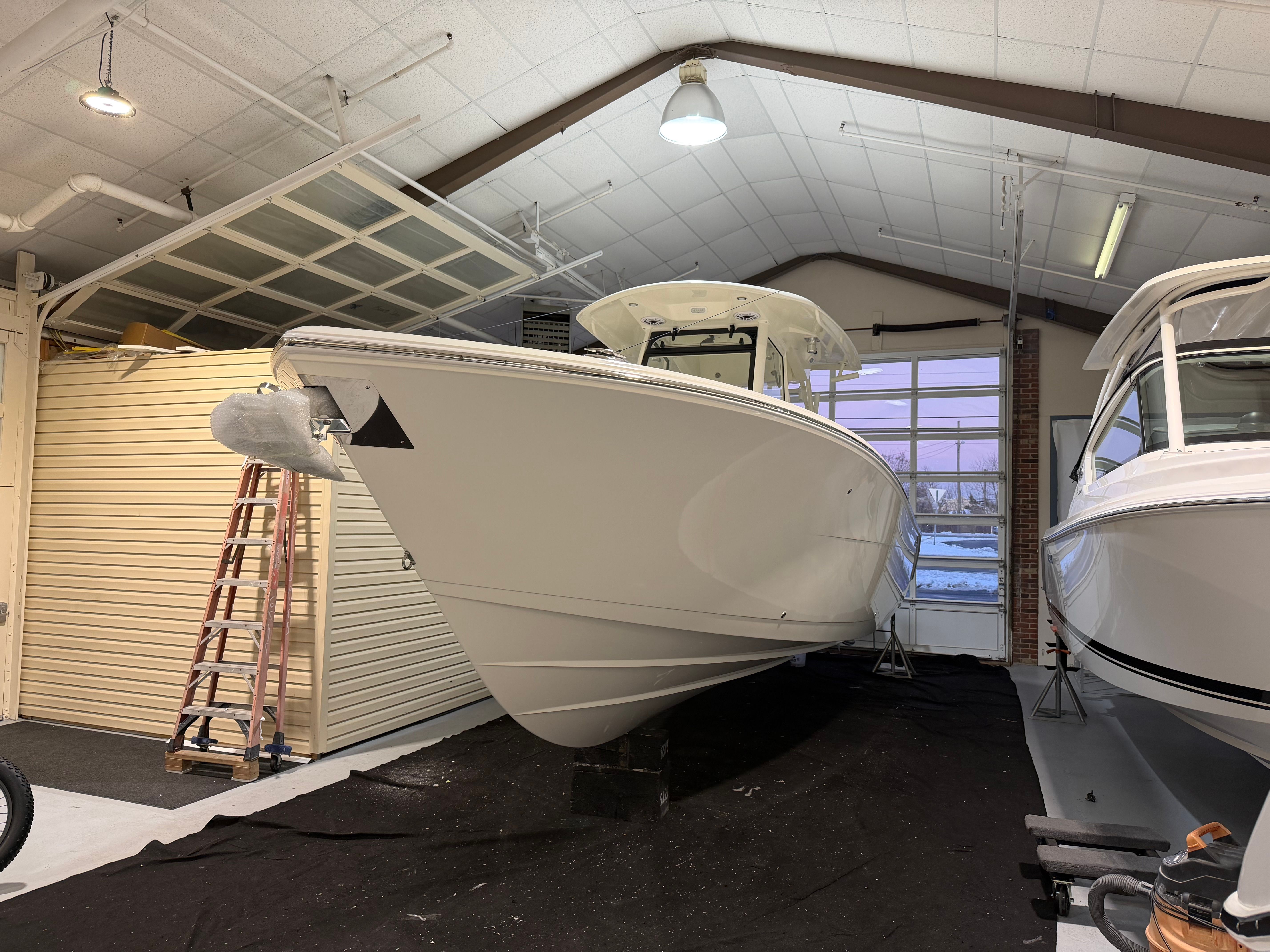 Cobia 320 Center Console