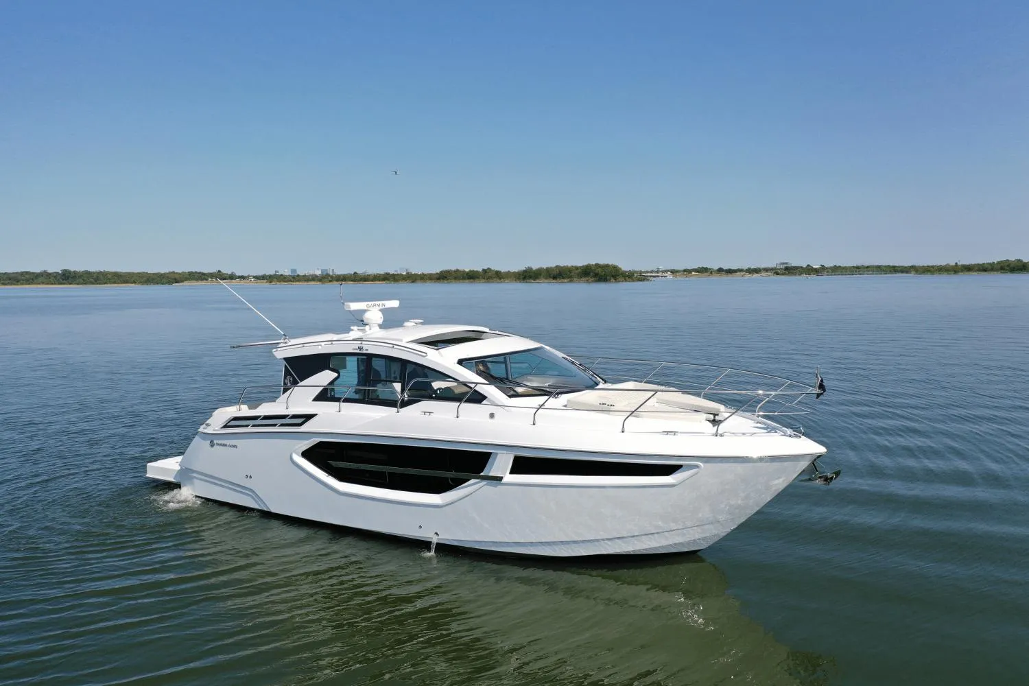 Cruisers Yachts 42 Cantius