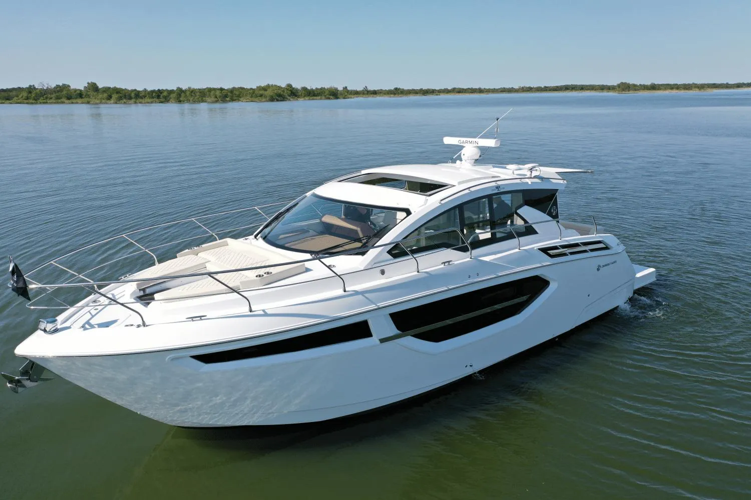 Cruisers Yachts 42 Cantius