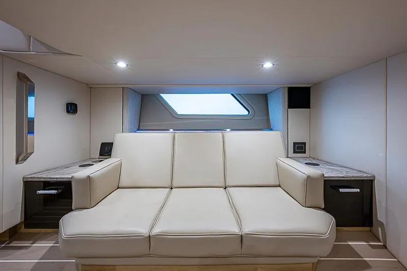  Yacht Photos Pics Luxurious interior of 2025 Formula 500 Super Sport Crossover with modern seating and ambient lighting.
