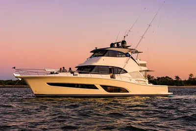 Riviera 64 Sports Motor Yacht