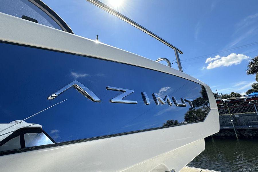 2015 Azimut 54 Flybridge