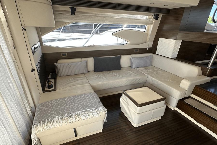 2015 Azimut 54 Flybridge