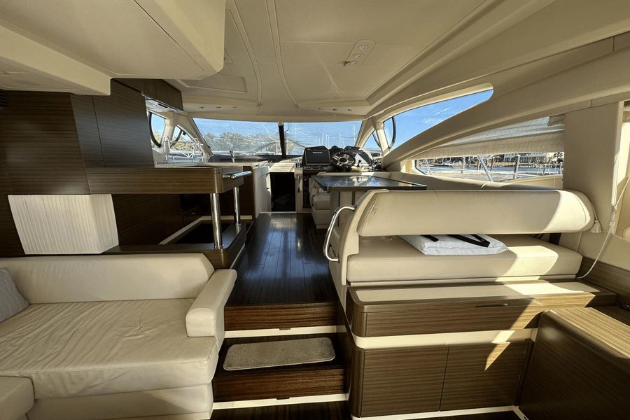2015 Azimut 54 Flybridge