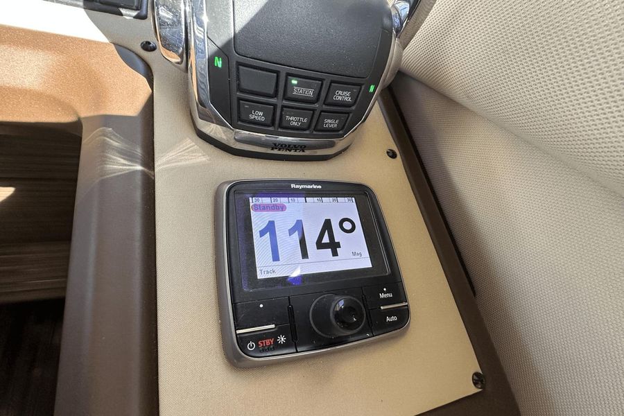 2015 Azimut 54 Flybridge
