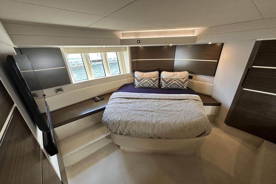 2015 Azimut 54 Flybridge
