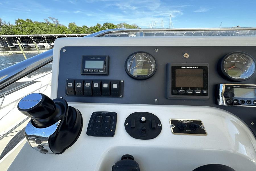 2015 Azimut 54 Flybridge
