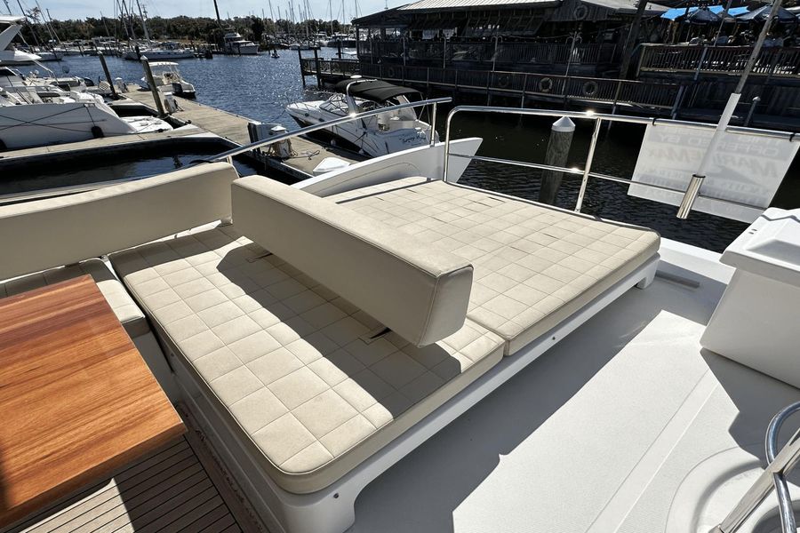 2015 Azimut 54 Flybridge