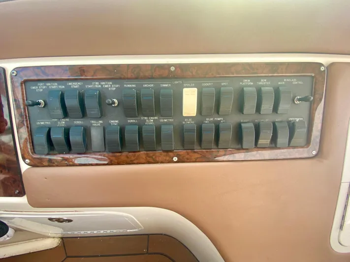 Bigger Dreams Yacht Photos Pics 