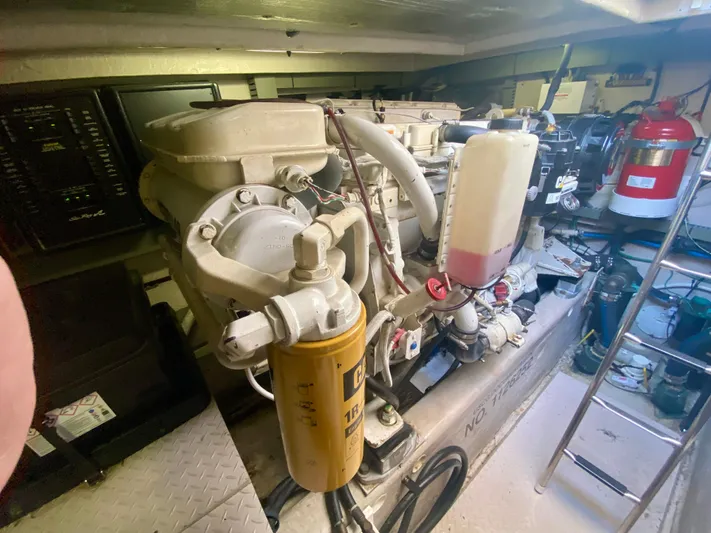 Bigger Dreams Yacht Photos Pics 