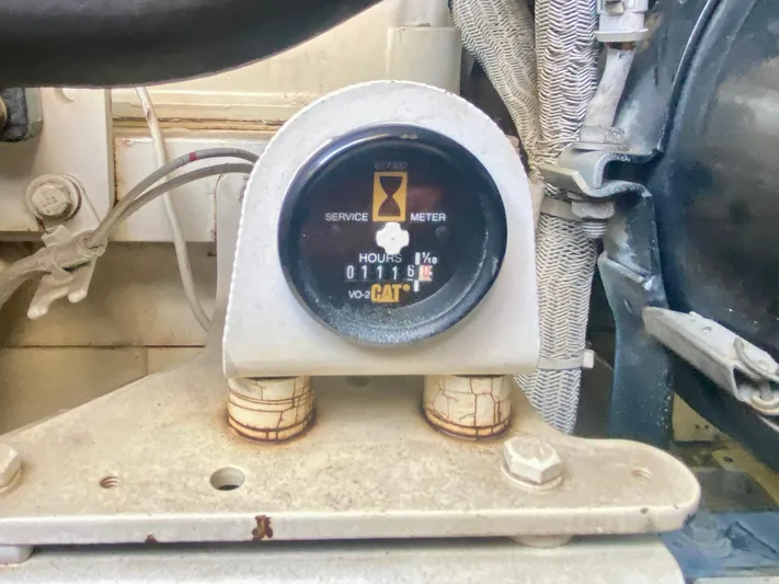 Bigger Dreams Yacht Photos Pics 