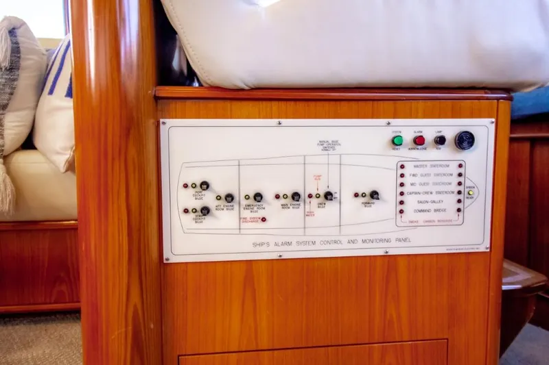 Reel Deal Yacht Photos Pics 