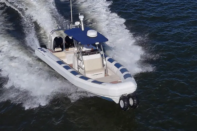 No Name Yacht Photos Pics 2023 Ocean Craft 38 boat cruising on water, showcasing speed and design.