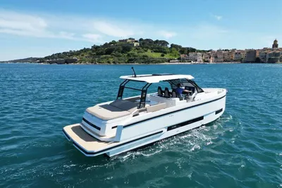 2024 De Antonio Yachts D36 Hard Top