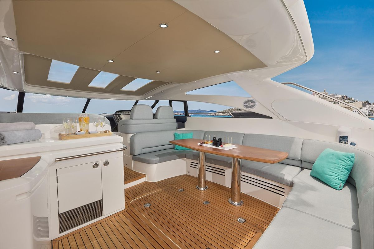2008 Princess 59 