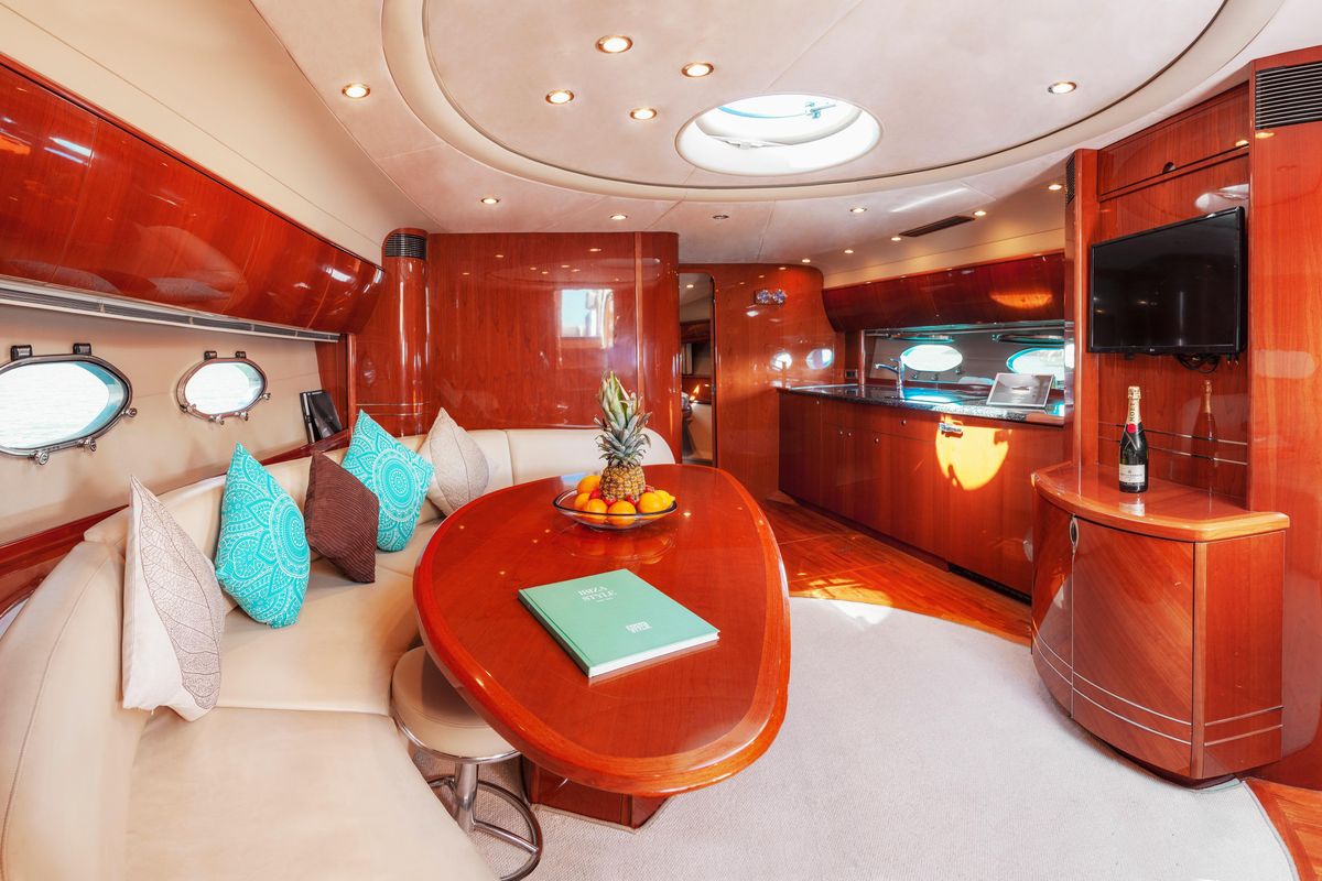 2008 Princess 59 