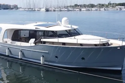 2017 Greenline 40