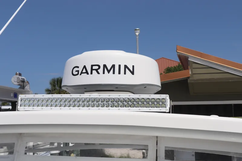 Reel Grateful Yacht Photos Pics Garmin radar and LED light bar on 2021 Albemarle 31 DC boat.