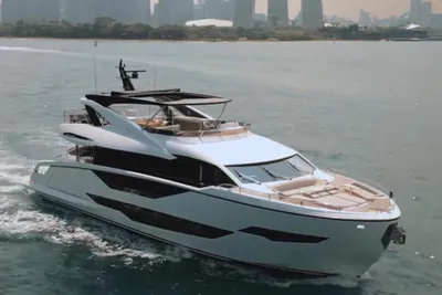 2025 Sunseeker 90 Ocean
