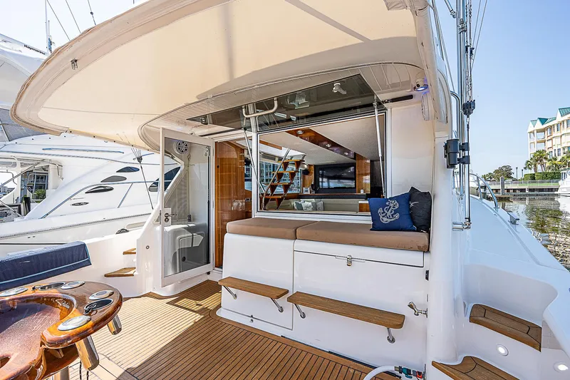 Reel Rodeo Yacht Photos Pics 2014 Maritimo 470 Offshore Convertible yacht with spacious deck and luxurious interior.