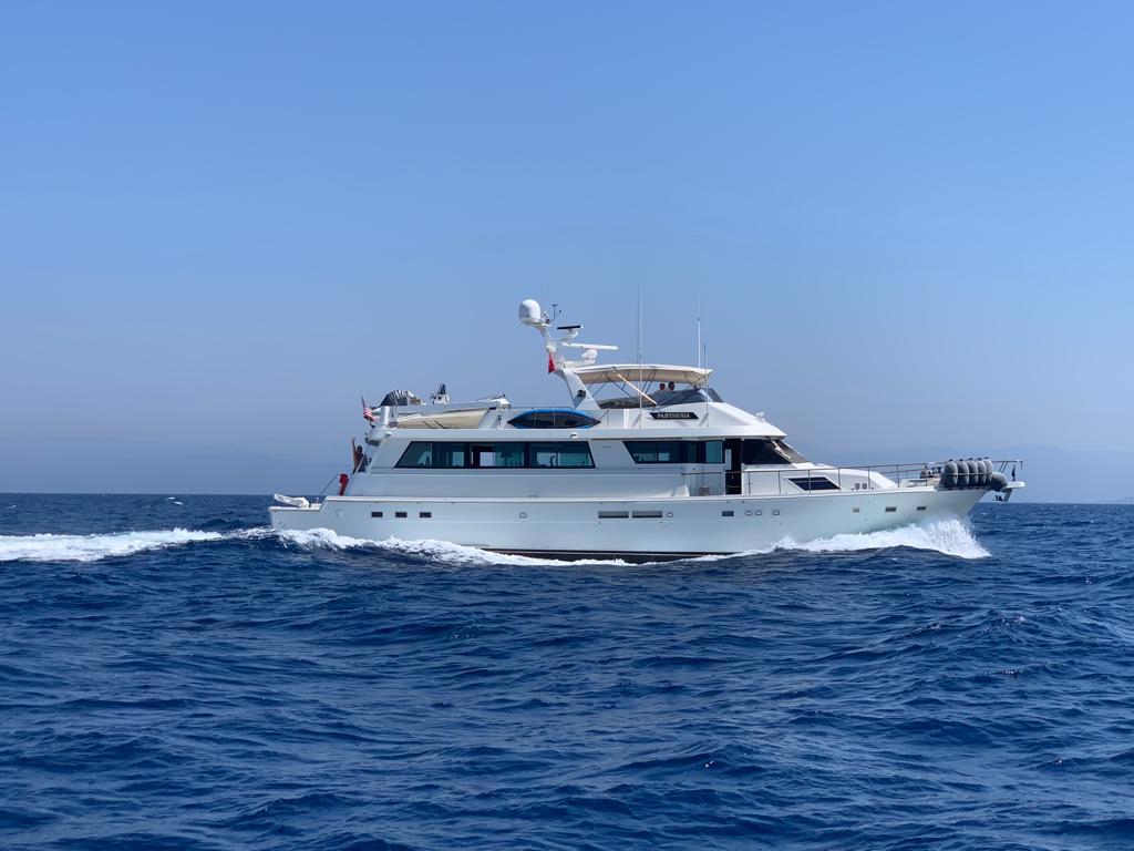 Occasion 1988 Hatteras 78 | Annonces du Bateau