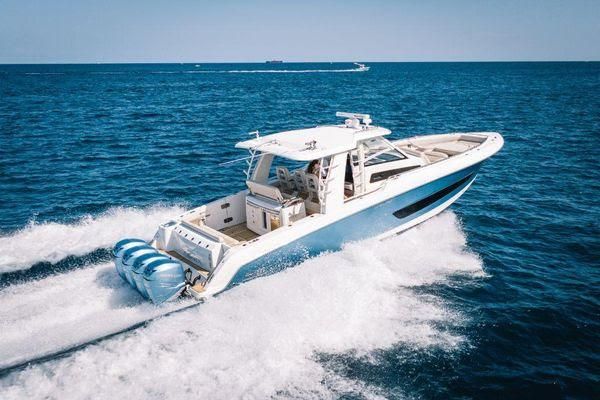 2017 Boston Whaler 42 