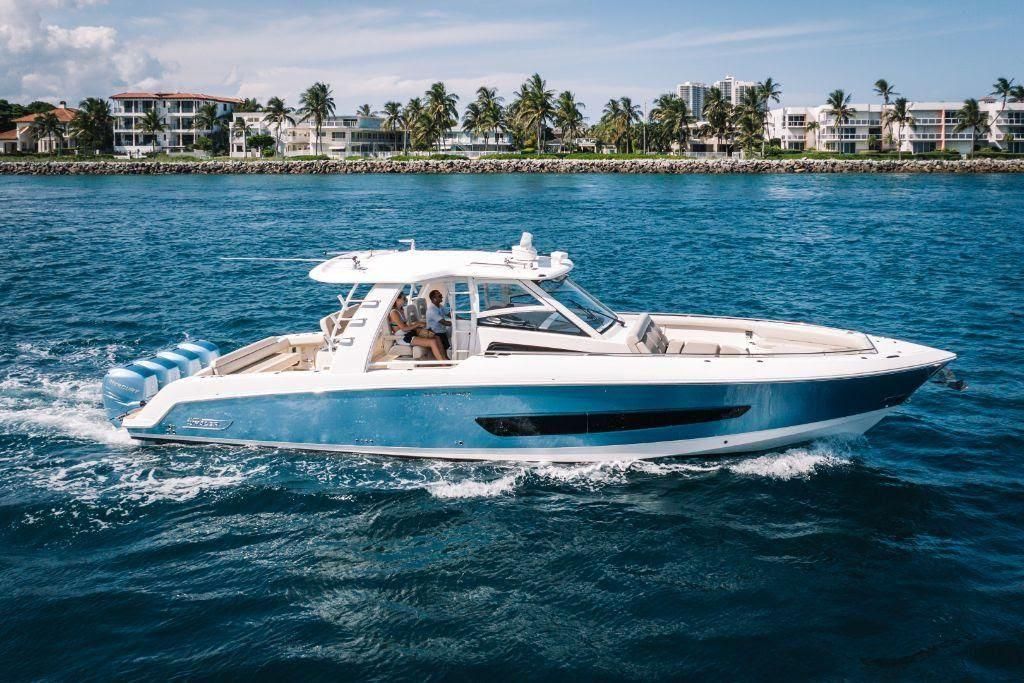 2017 Boston Whaler 42 