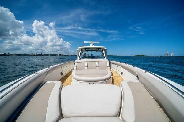 2017 Boston Whaler 42 