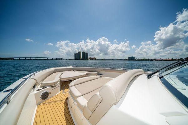 2017 Boston Whaler 42 