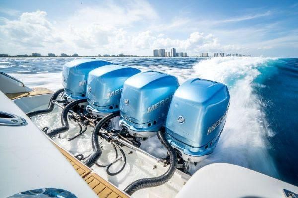 2017 Boston Whaler 42 