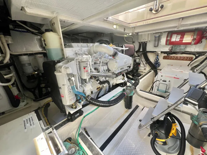 Skydog Yacht Photos Pics 