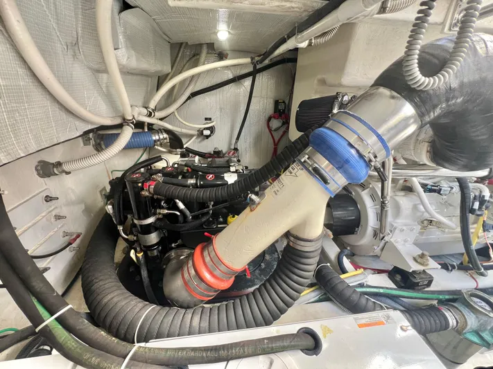 Skydog Yacht Photos Pics 