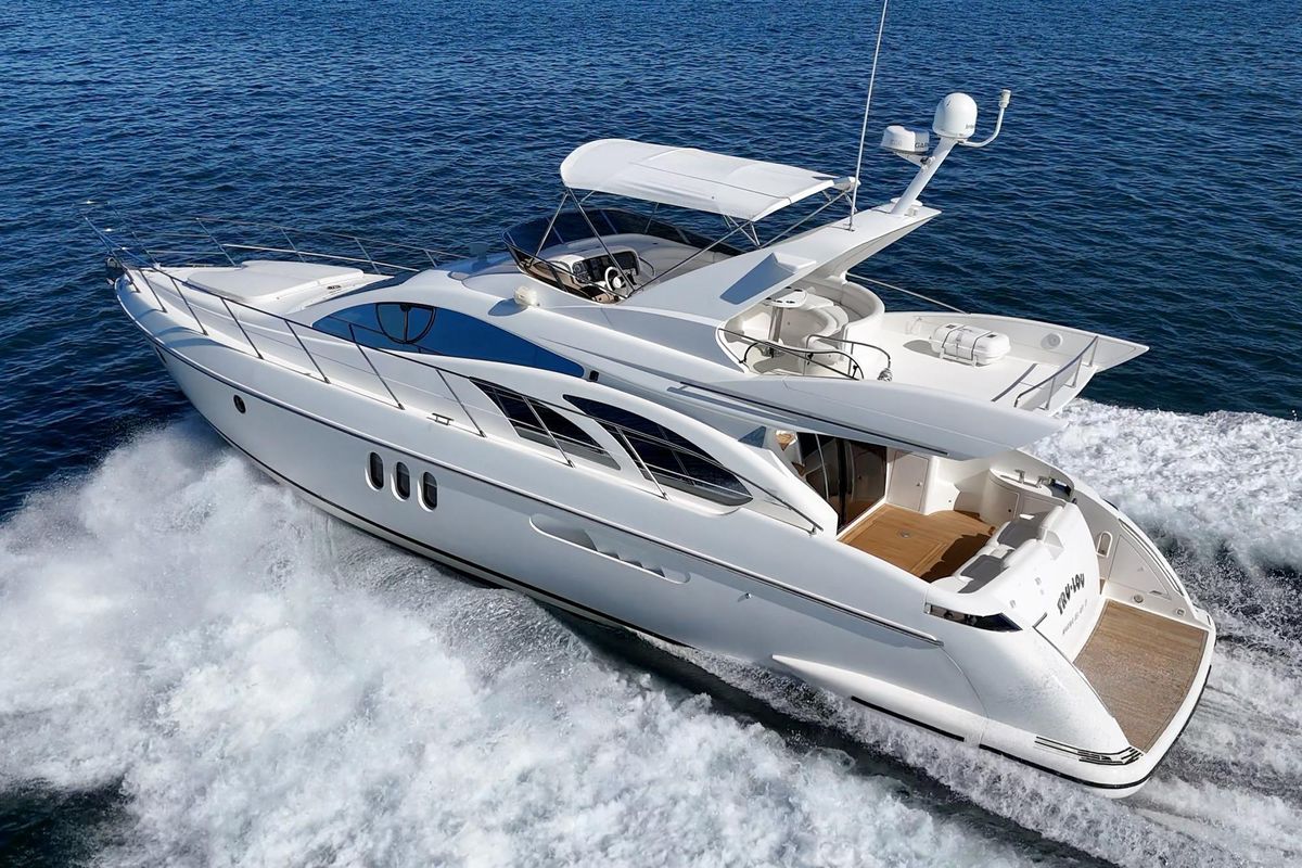 2002 Azimut 56 