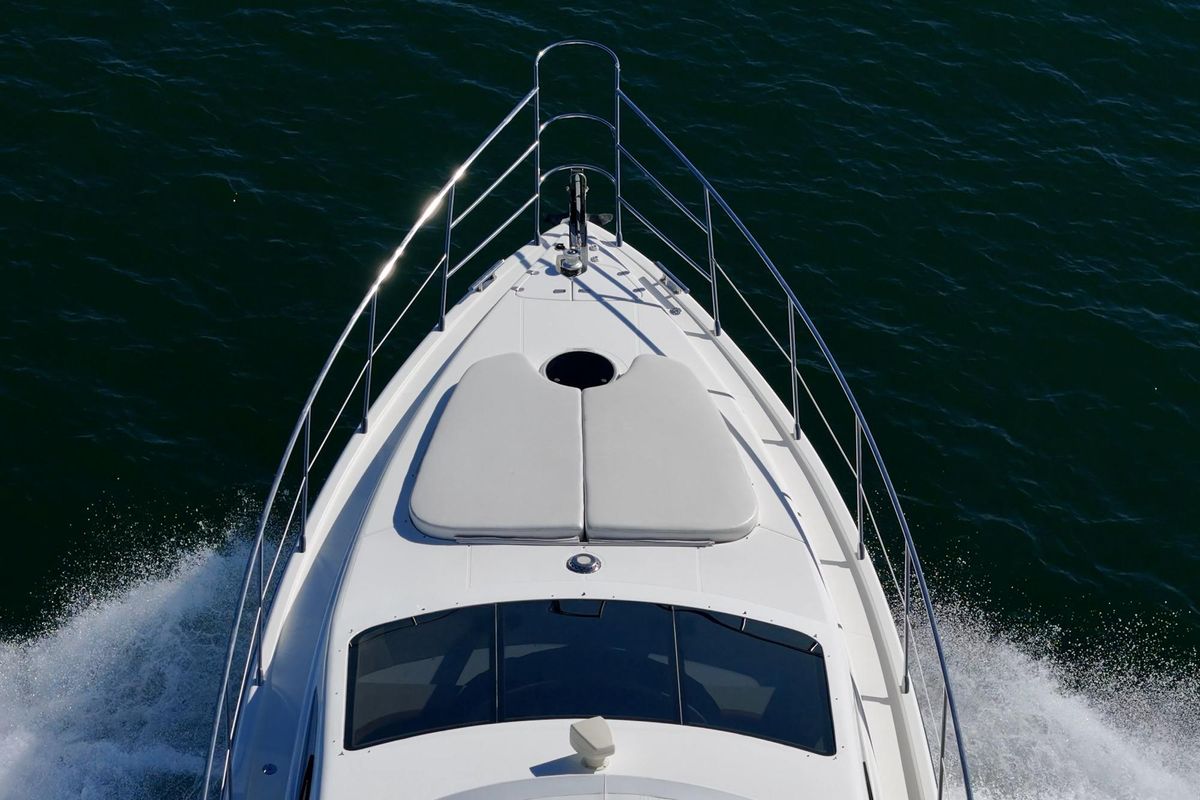 2002 Azimut 56 