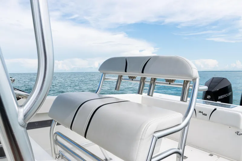  Yacht Photos Pics 2018 SeaVee 29 boat interior with seating and ocean view.