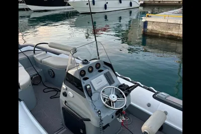 2019 Novurania LX 700